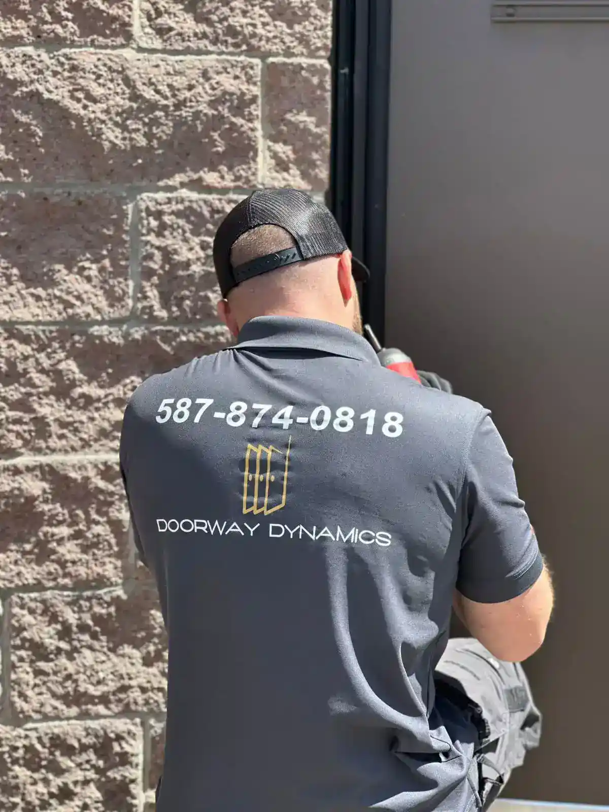 Professional commercial door repair solutions in Calgary for all businesses
